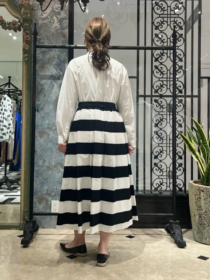 GRACE CONTINENTAL The Banquet 泉　智子 コーディネート画像