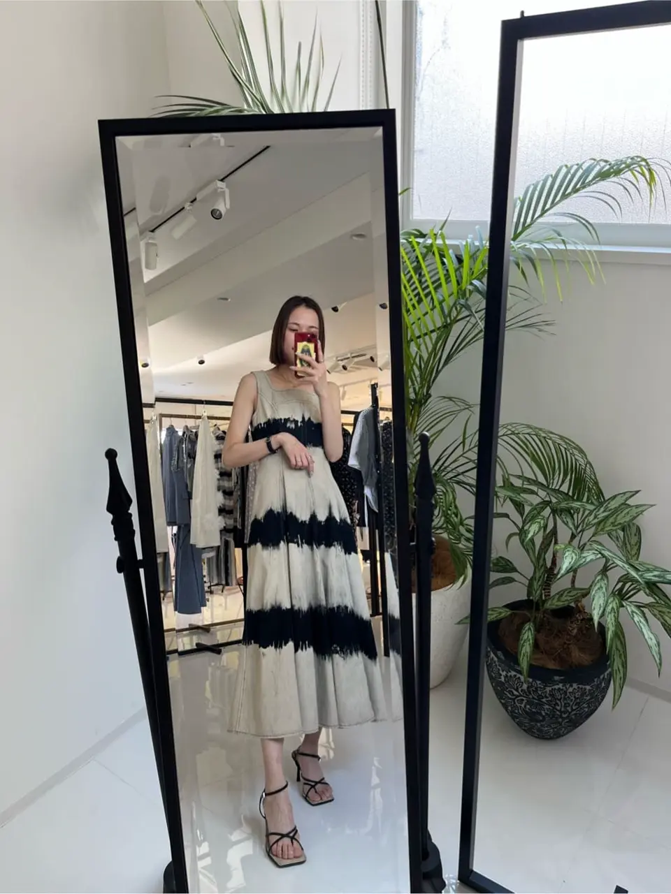 GRACE CONTINENTAL The Banquet 亀田 未希 コーディネート画像