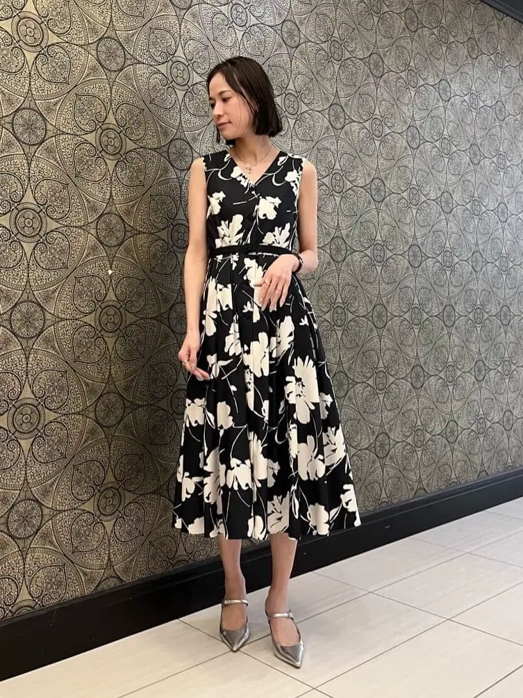 GRACE CONTINENTAL The Banquet 亀田 未希 コーディネート画像