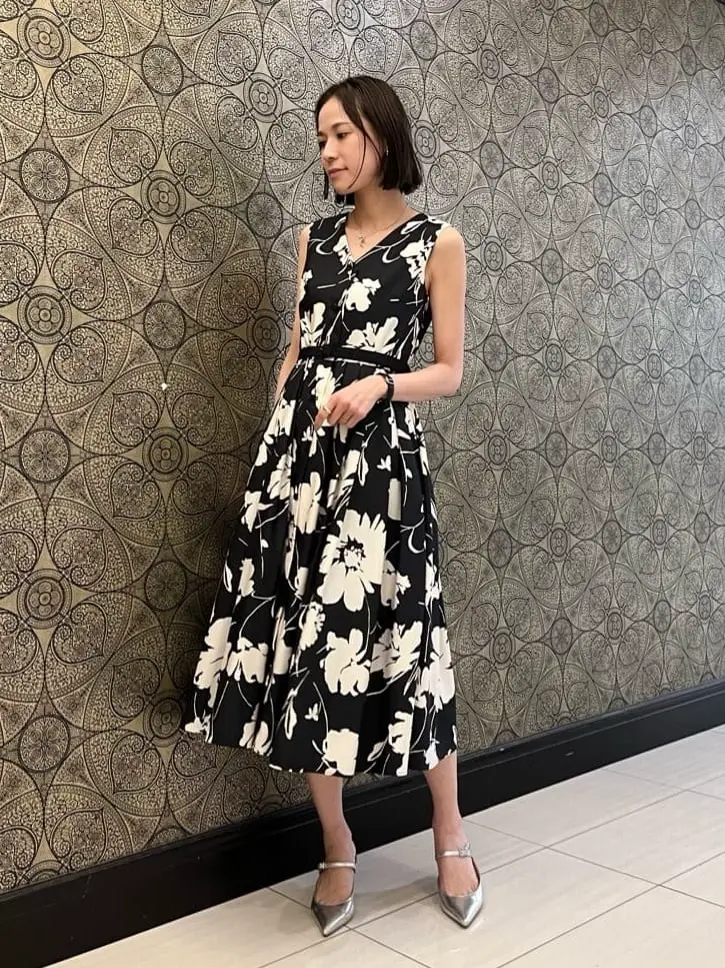 GRACE CONTINENTAL The Banquet 亀田 未希 コーディネート画像