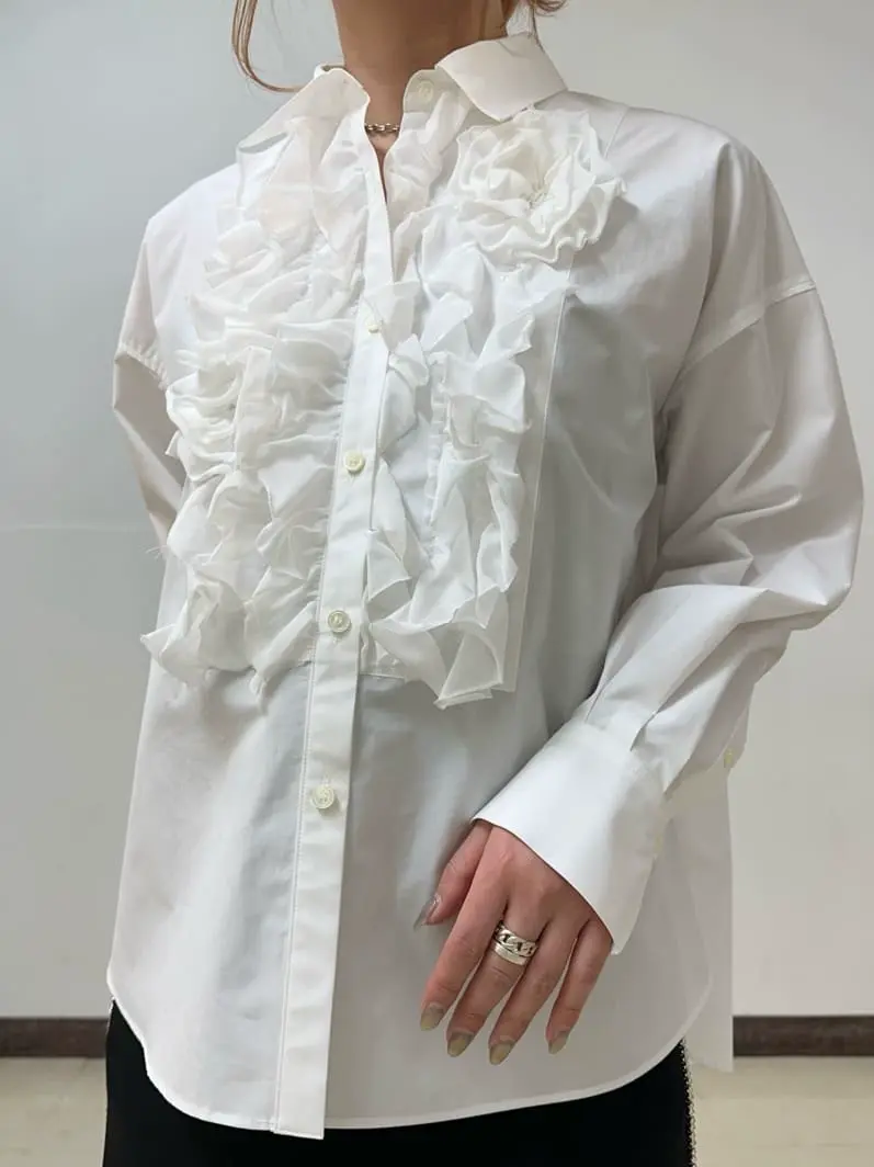 GRACE CONTINENTAL The Banquet Kogane. コーディネート画像