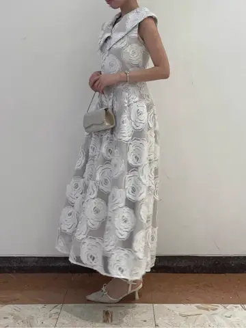 GRACE CONTINENTAL The Banquet Ezawa.M コーディネート画像