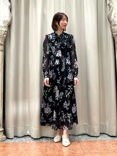 GRACE CONTINENTAL The Banquet eri コーディネート画像