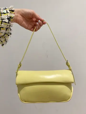 GRACE CONTINENTAL The Banquet mikiho コーディネート画像