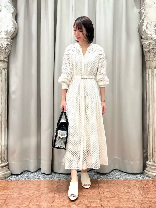 GRACE CONTINENTAL The Banquet eri コーディネート画像