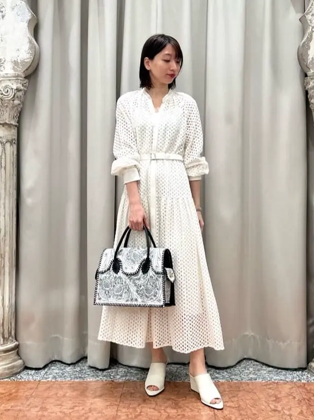 GRACE CONTINENTAL The Banquet eri コーディネート画像