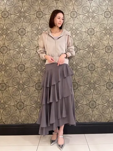 GRACE CONTINENTAL The Banquet 亀田 未希 コーディネート画像