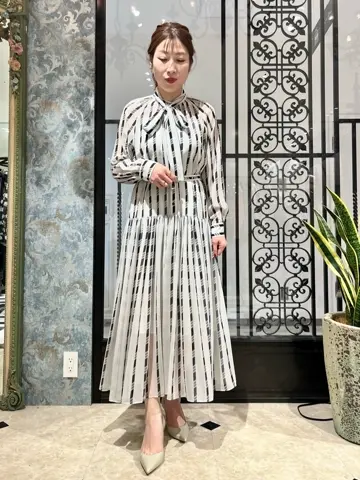 GRACE CONTINENTAL The Banquet 泉　智子 コーディネート画像