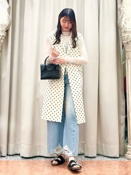 GRACE CONTINENTAL The Banquet 遠藤　みずき コーディネート画像