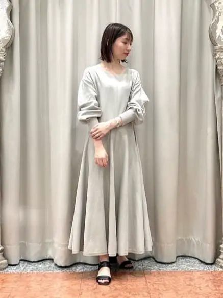 GRACE CONTINENTAL The Banquet eri コーディネート画像