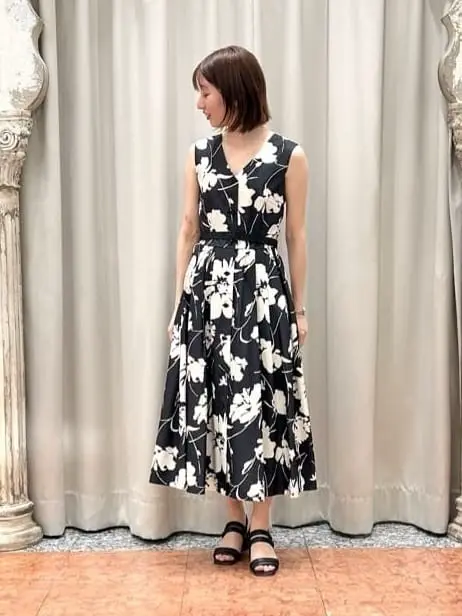 GRACE CONTINENTAL The Banquet eri コーディネート画像