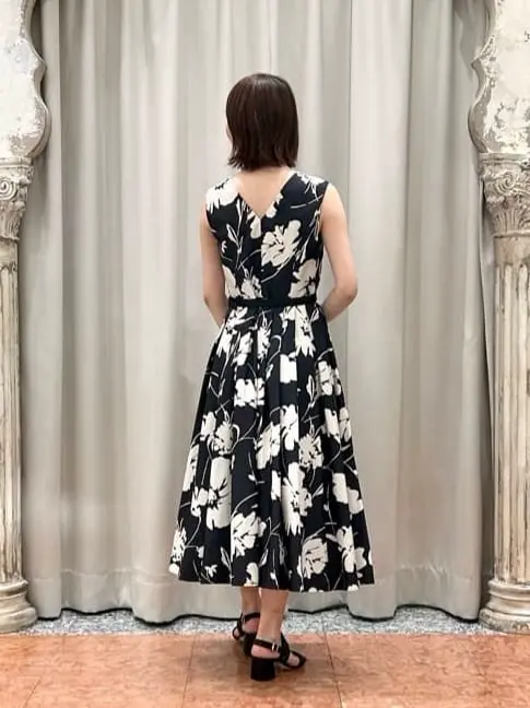 GRACE CONTINENTAL The Banquet eri コーディネート画像