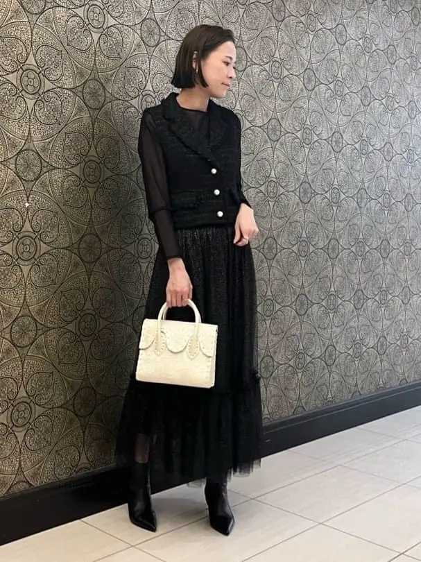 GRACE CONTINENTAL The Banquet 亀田 未希 コーディネート画像