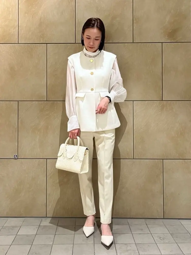 GRACE CONTINENTAL The Banquet 亀田 未希 コーディネート画像