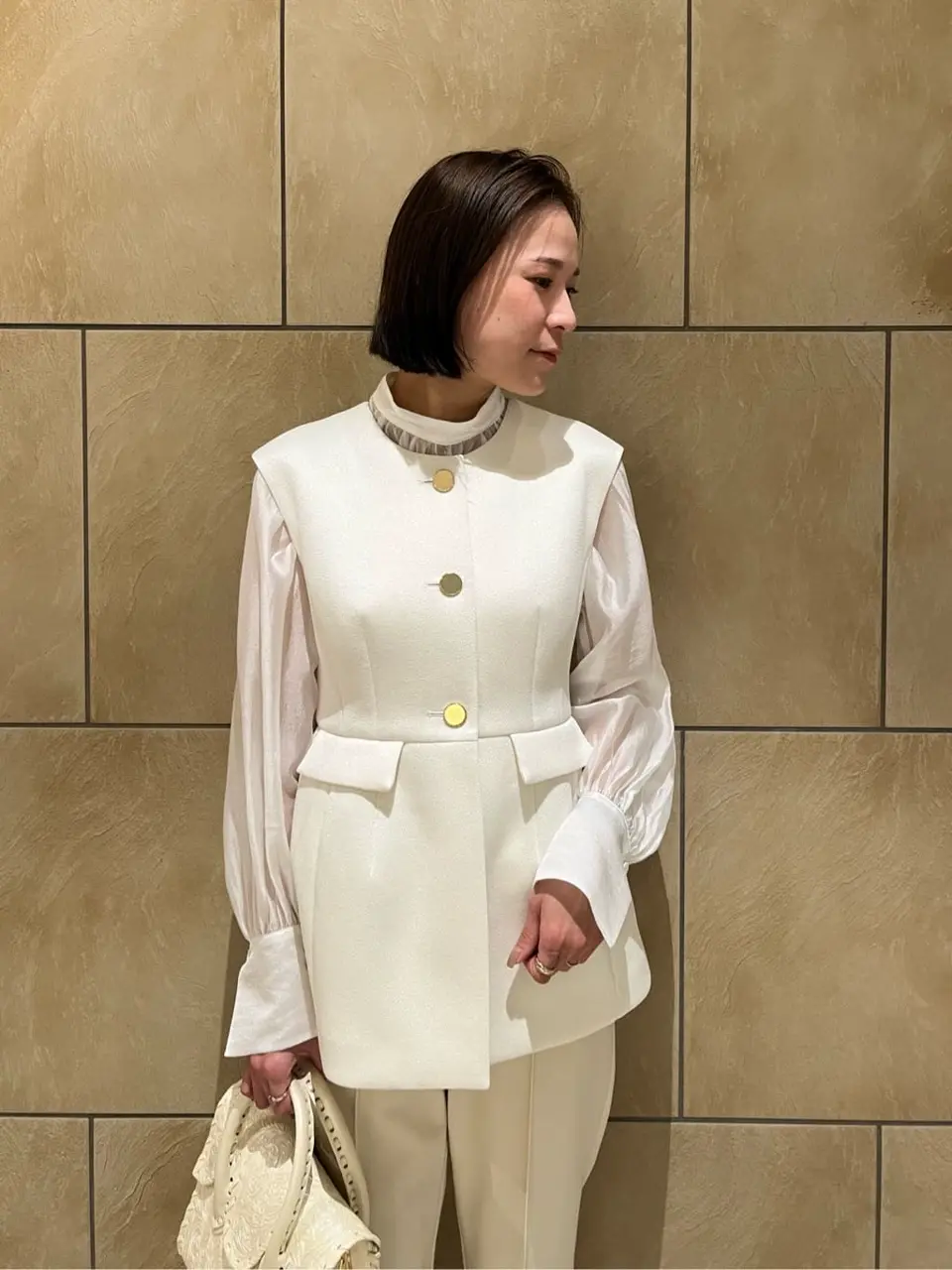 GRACE CONTINENTAL The Banquet 亀田 未希 コーディネート画像