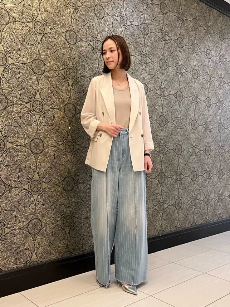 GRACE CONTINENTAL The Banquet 亀田 未希 コーディネート画像