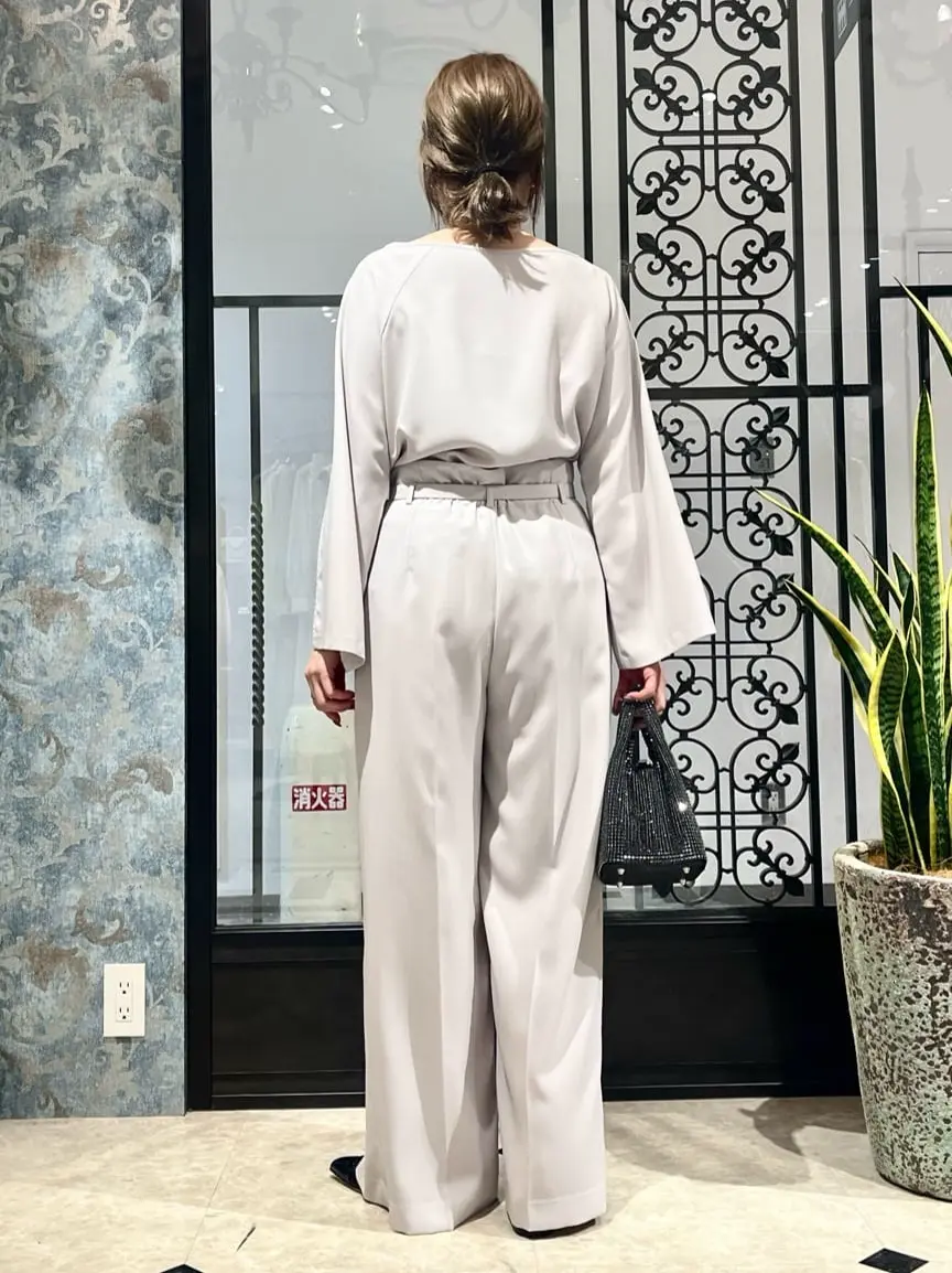 GRACE CONTINENTAL The Banquet 泉　智子 コーディネート画像