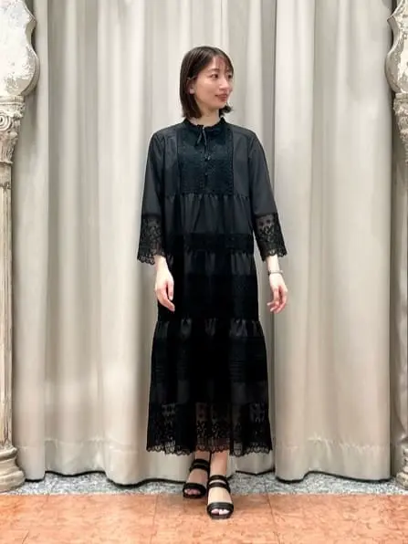 GRACE CONTINENTAL The Banquet eri コーディネート画像