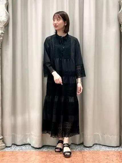 GRACE CONTINENTAL The Banquet eri コーディネート画像