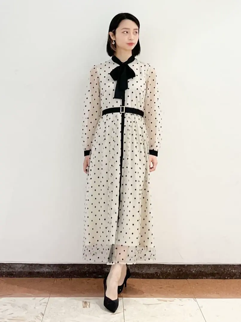 GRACE CONTINENTAL The Banquet yuri コーディネート画像