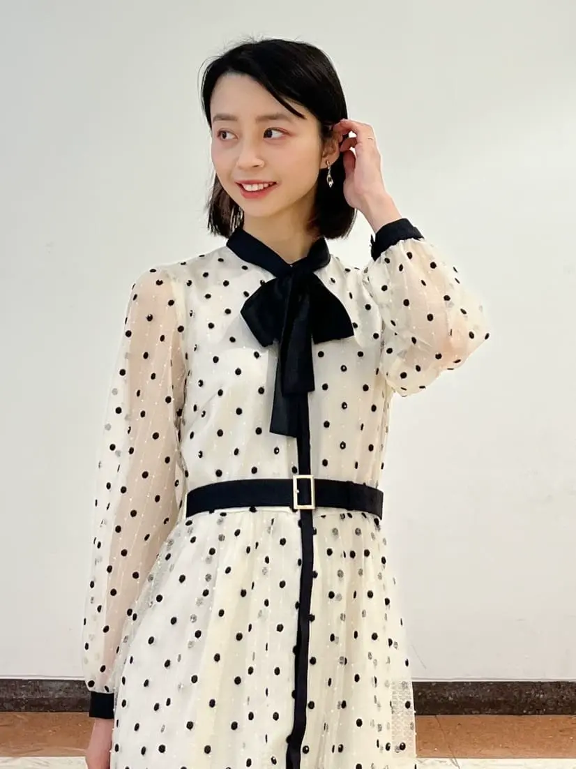 GRACE CONTINENTAL The Banquet yuri コーディネート画像