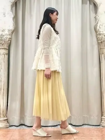 GRACE CONTINENTAL The Banquet 遠藤　みずき コーディネート画像