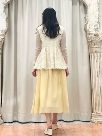 GRACE CONTINENTAL The Banquet 遠藤　みずき コーディネート画像