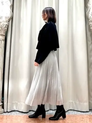 GRACE CONTINENTAL The Banquet eri コーディネート画像