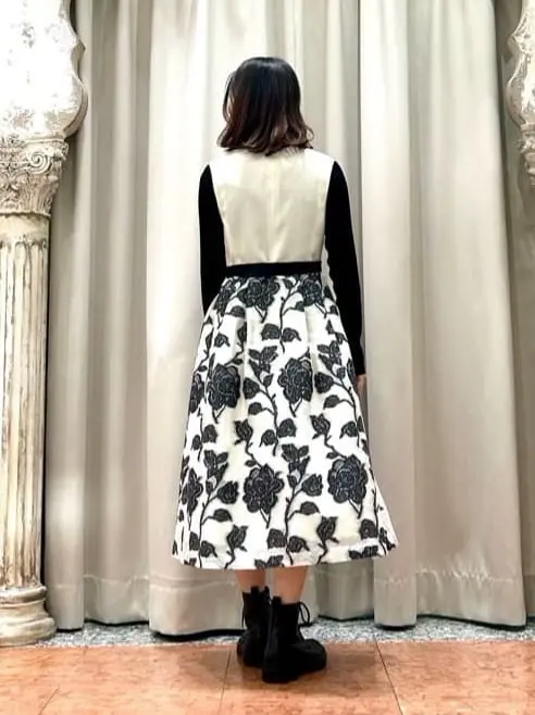 GRACE CONTINENTAL The Banquet eri コーディネート画像