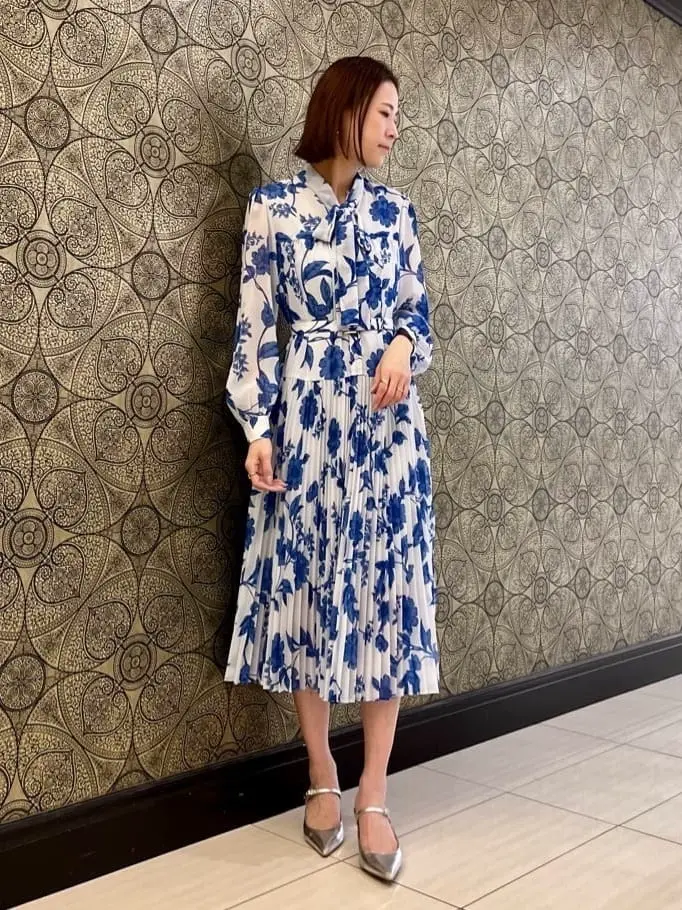 GRACE CONTINENTAL The Banquet 亀田 未希 コーディネート画像