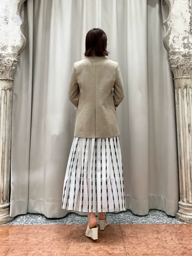 GRACE CONTINENTAL The Banquet eri コーディネート画像