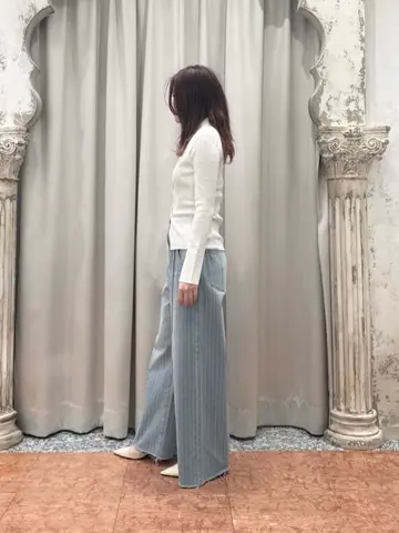 GRACE CONTINENTAL The Banquet 関谷　真琴 コーディネート画像