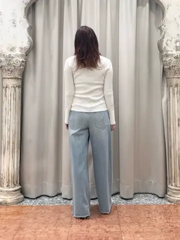 GRACE CONTINENTAL The Banquet 関谷　真琴 コーディネート画像