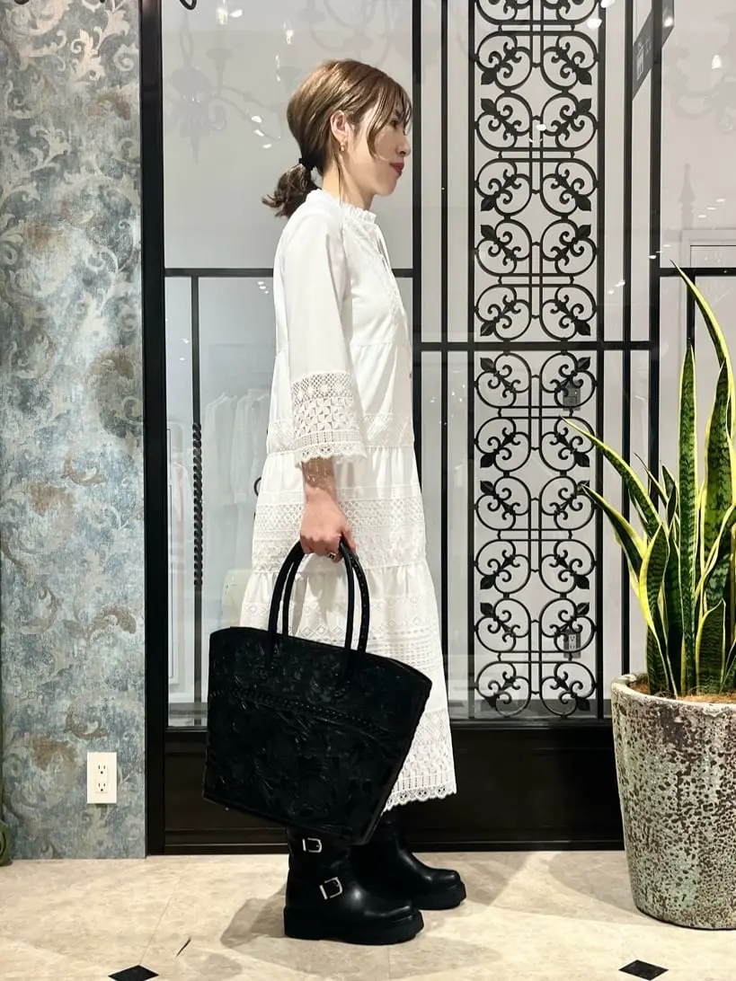 GRACE CONTINENTAL The Banquet 泉　智子 コーディネート画像