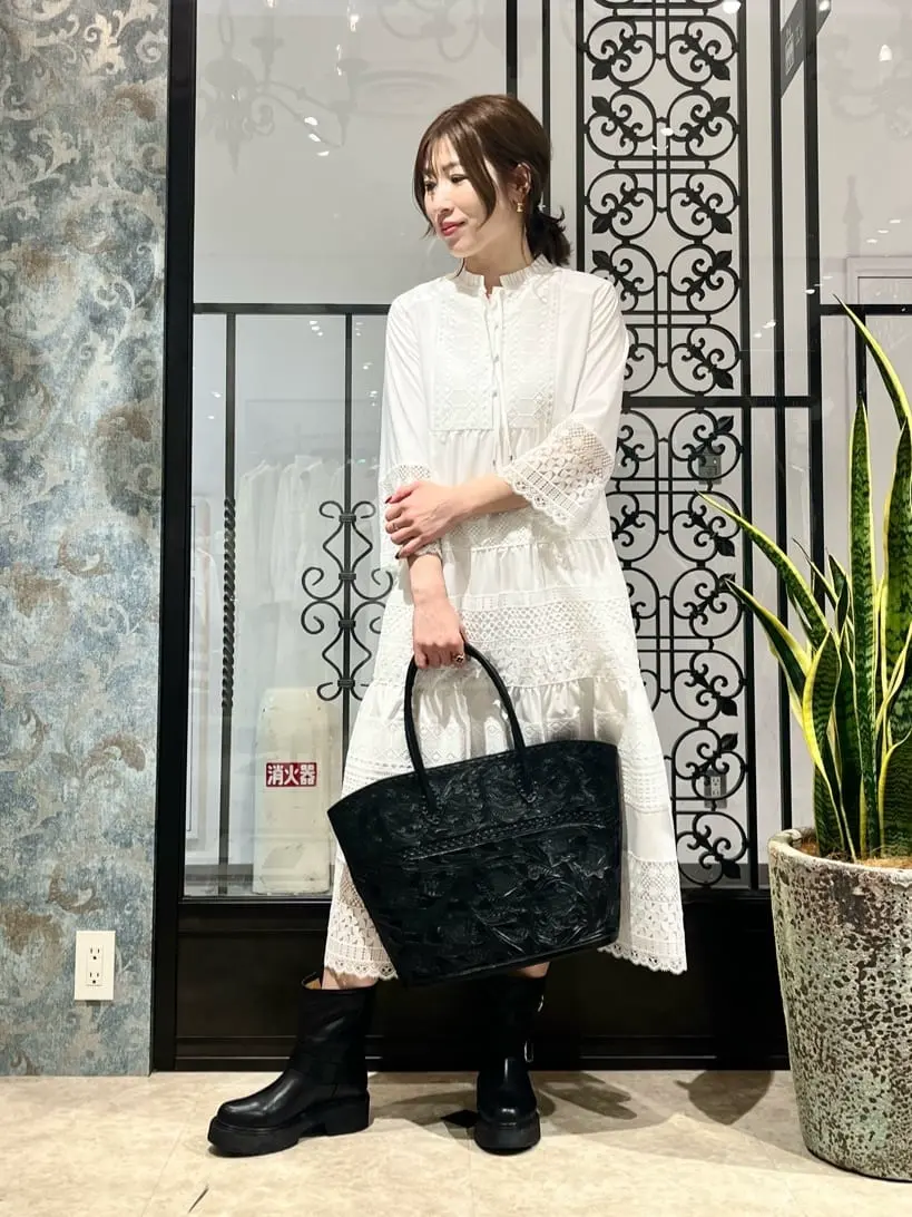 GRACE CONTINENTAL The Banquet 泉　智子 コーディネート画像