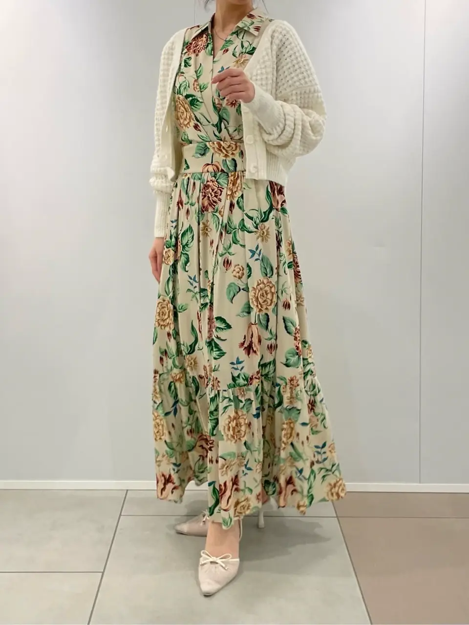 GRACE CONTINENTAL The Banquet Ezawa.M コーディネート画像