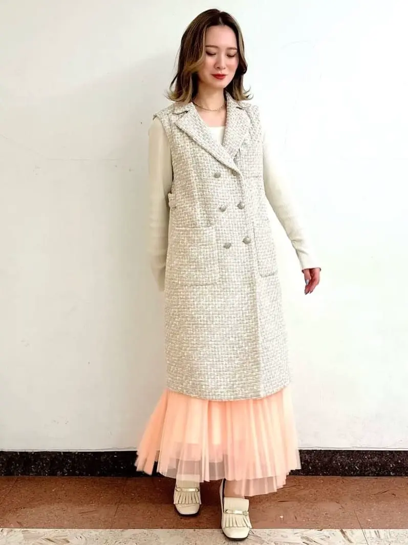 GRACE CONTINENTAL The Banquet Kogane. コーディネート画像