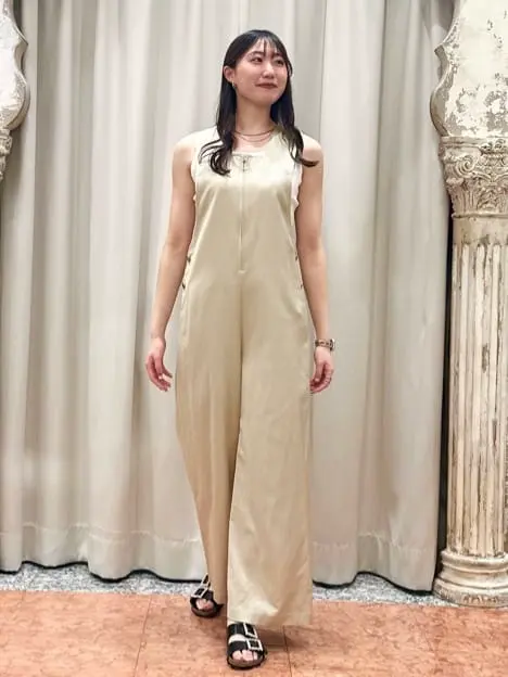 GRACE CONTINENTAL The Banquet 遠藤　みずき コーディネート画像