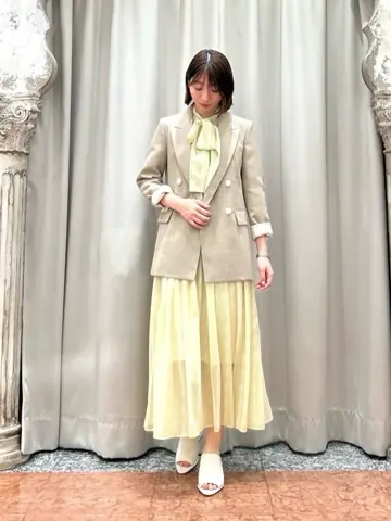 GRACE CONTINENTAL The Banquet eri コーディネート画像