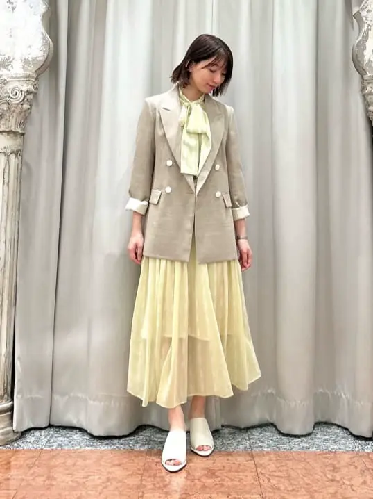 GRACE CONTINENTAL The Banquet eri コーディネート画像