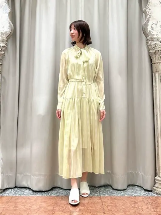 GRACE CONTINENTAL The Banquet eri コーディネート画像