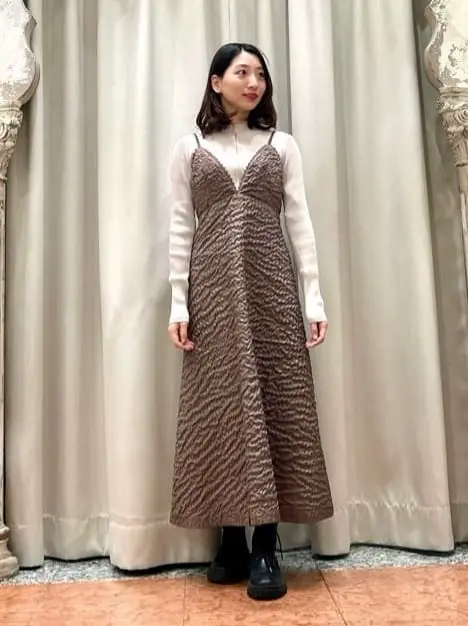 GRACE CONTINENTAL The Banquet eri コーディネート画像