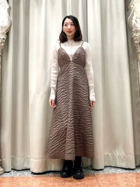 GRACE CONTINENTAL The Banquet eri コーディネート画像