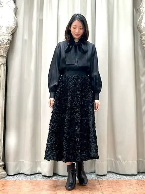 GRACE CONTINENTAL The Banquet eri コーディネート画像