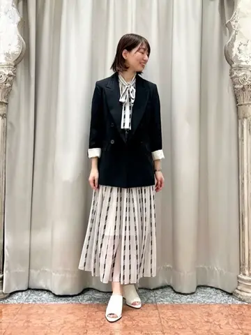 GRACE CONTINENTAL The Banquet eri コーディネート画像