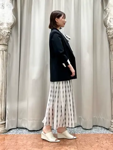 GRACE CONTINENTAL The Banquet eri コーディネート画像