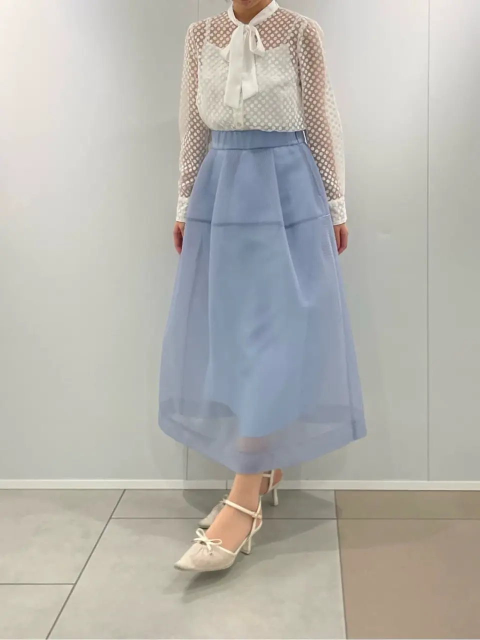 GRACE CONTINENTAL The Banquet Ezawa.M コーディネート画像