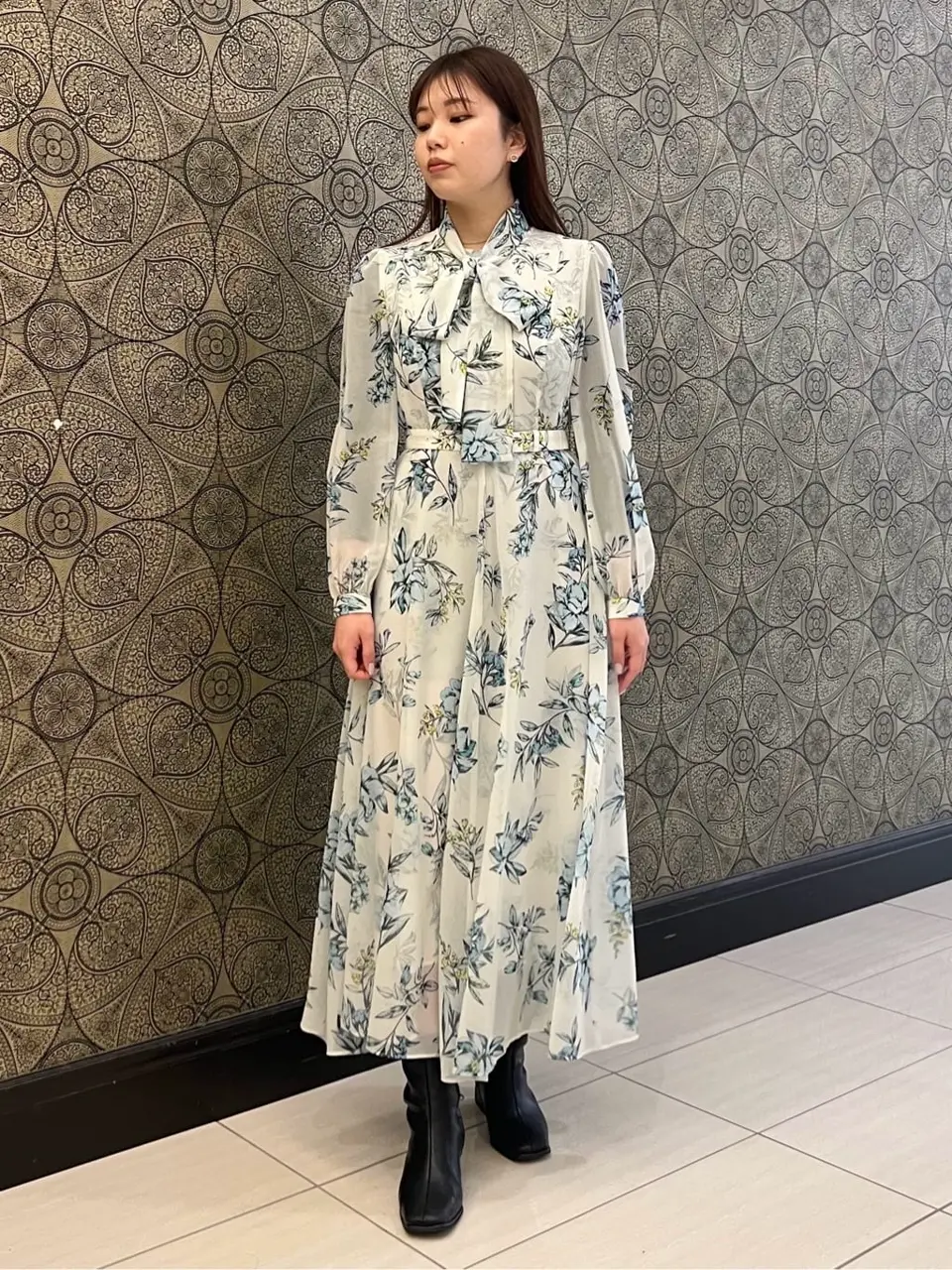 GRACE CONTINENTAL The Banquet 赤坂 梨来 コーディネート画像