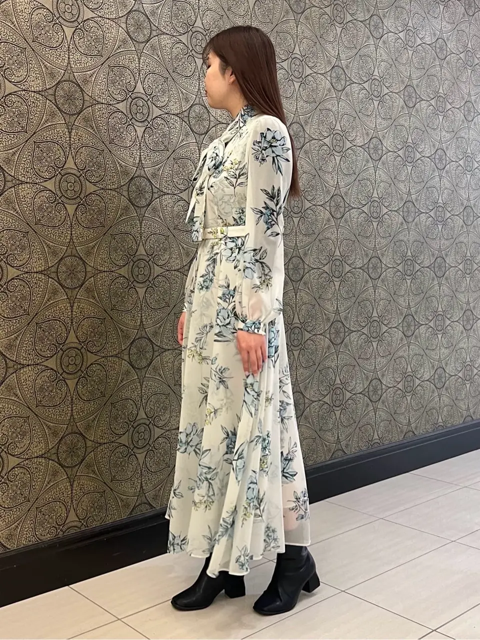 GRACE CONTINENTAL The Banquet 赤坂 梨来 コーディネート画像