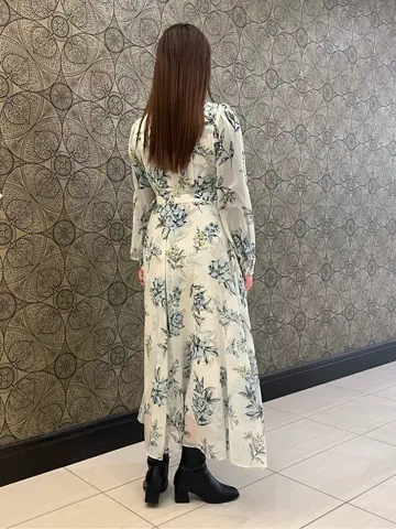 GRACE CONTINENTAL The Banquet 赤坂 梨来 コーディネート画像